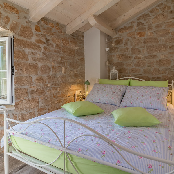 Camere da letto, Villa Nonni, Villa Nonni - Autentica casa istriana in pietra con piscina privata in Istria, Croazia Višnjan